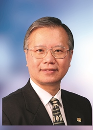 呂新榮博士